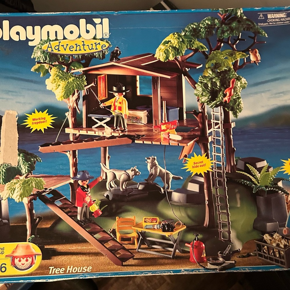 Playmobil Adventure Treehouse Set 5746 COMPLETE